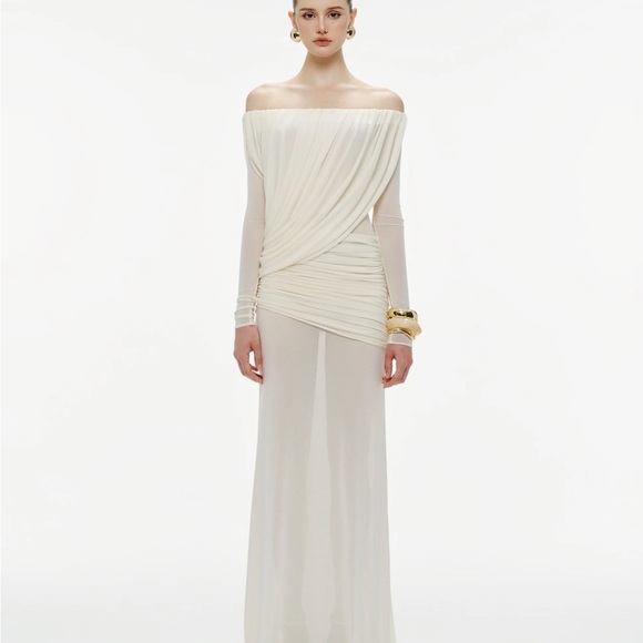Off shoulder White mesh long sleeve Gown - Picture 1 of 3